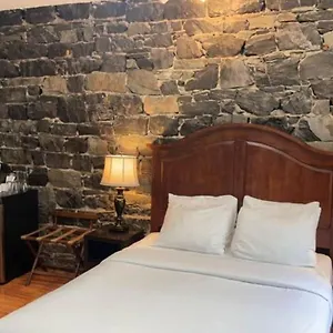 https://hotel-maison-du-general.hotelsquebeccity.net