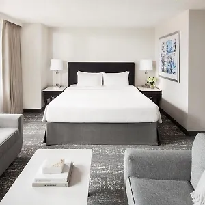 **** Hotel Chelsea Canada